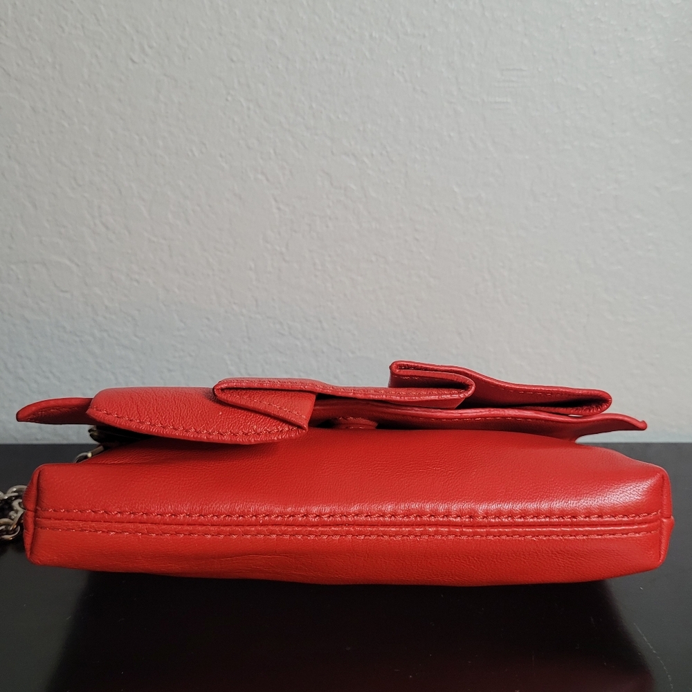 Henri Bendel  soft  leather clutch - Picture 4 of 15